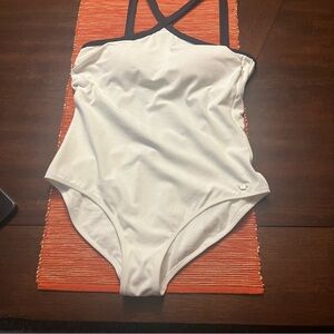NWT Sz 10 white textured halter swimsuit